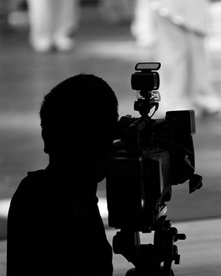 楊傳華　後期合成師(shī)